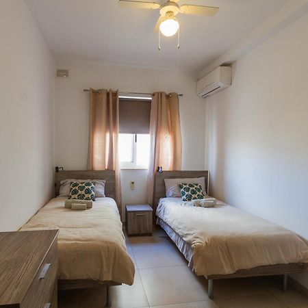 Modern & Central 2 Bedroom & 2 Bathrooms Apartment 姆西达 外观 照片