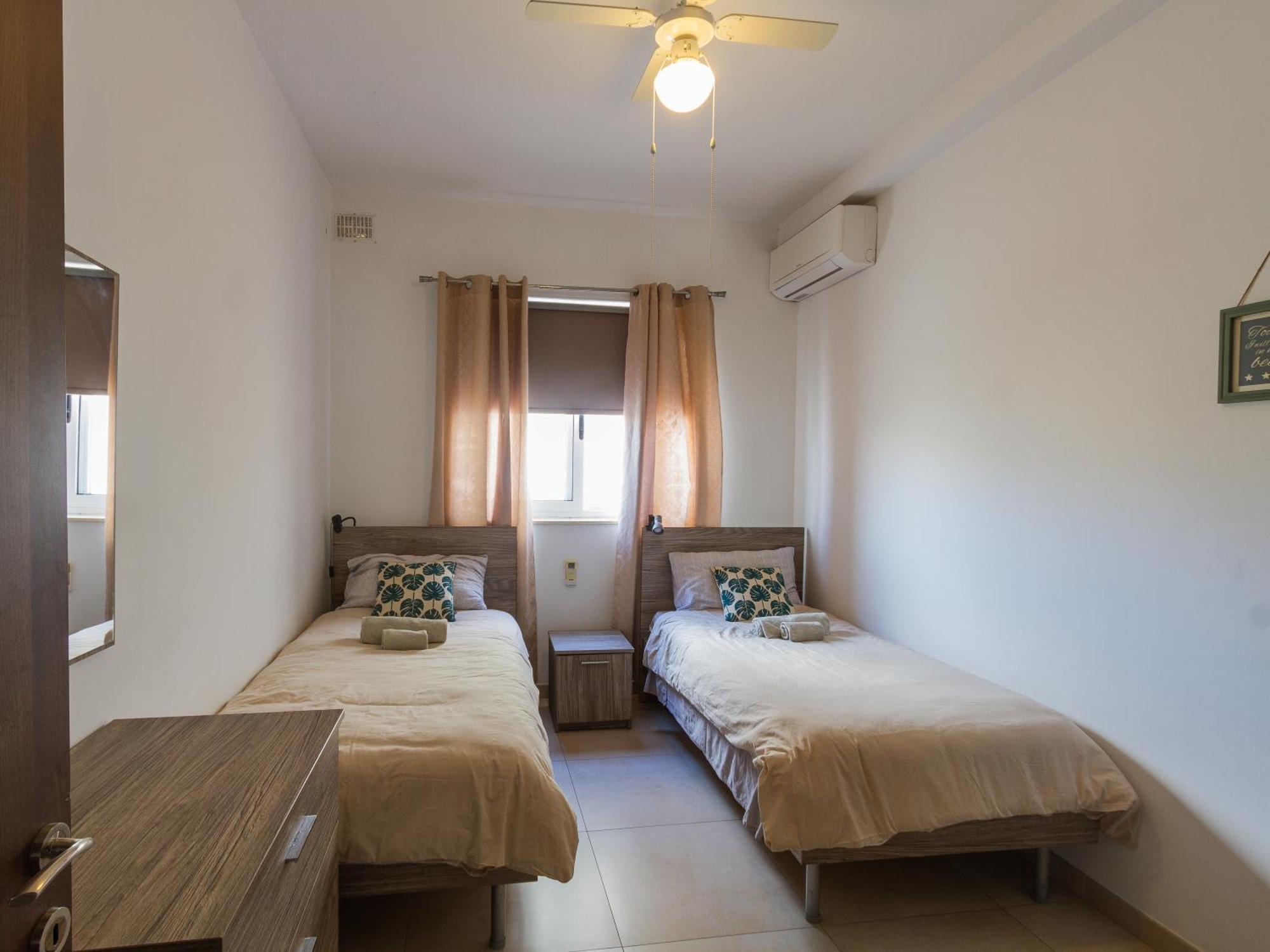 Modern & Central 2 Bedroom & 2 Bathrooms Apartment 姆西达 外观 照片