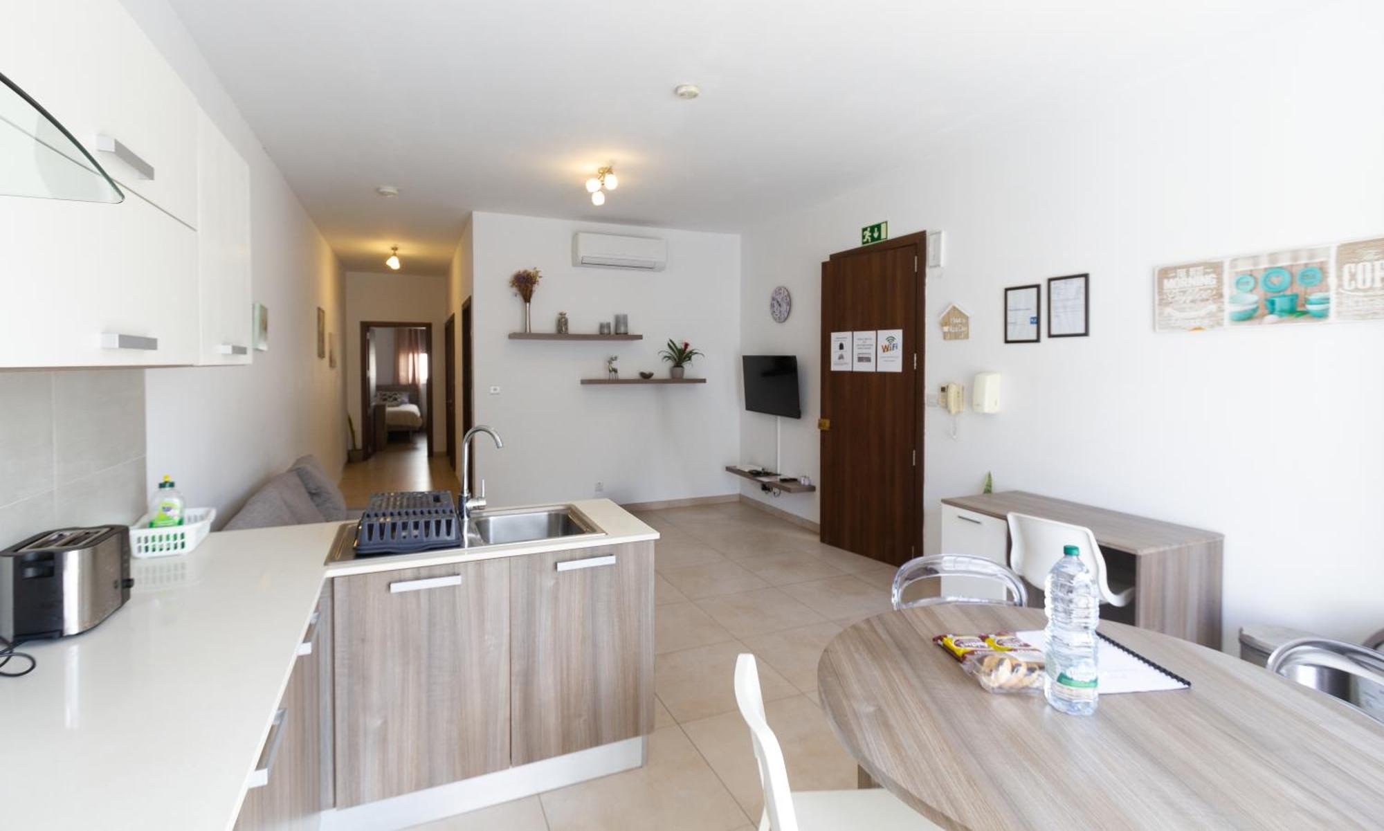 Modern & Central 2 Bedroom & 2 Bathrooms Apartment 姆西达 外观 照片