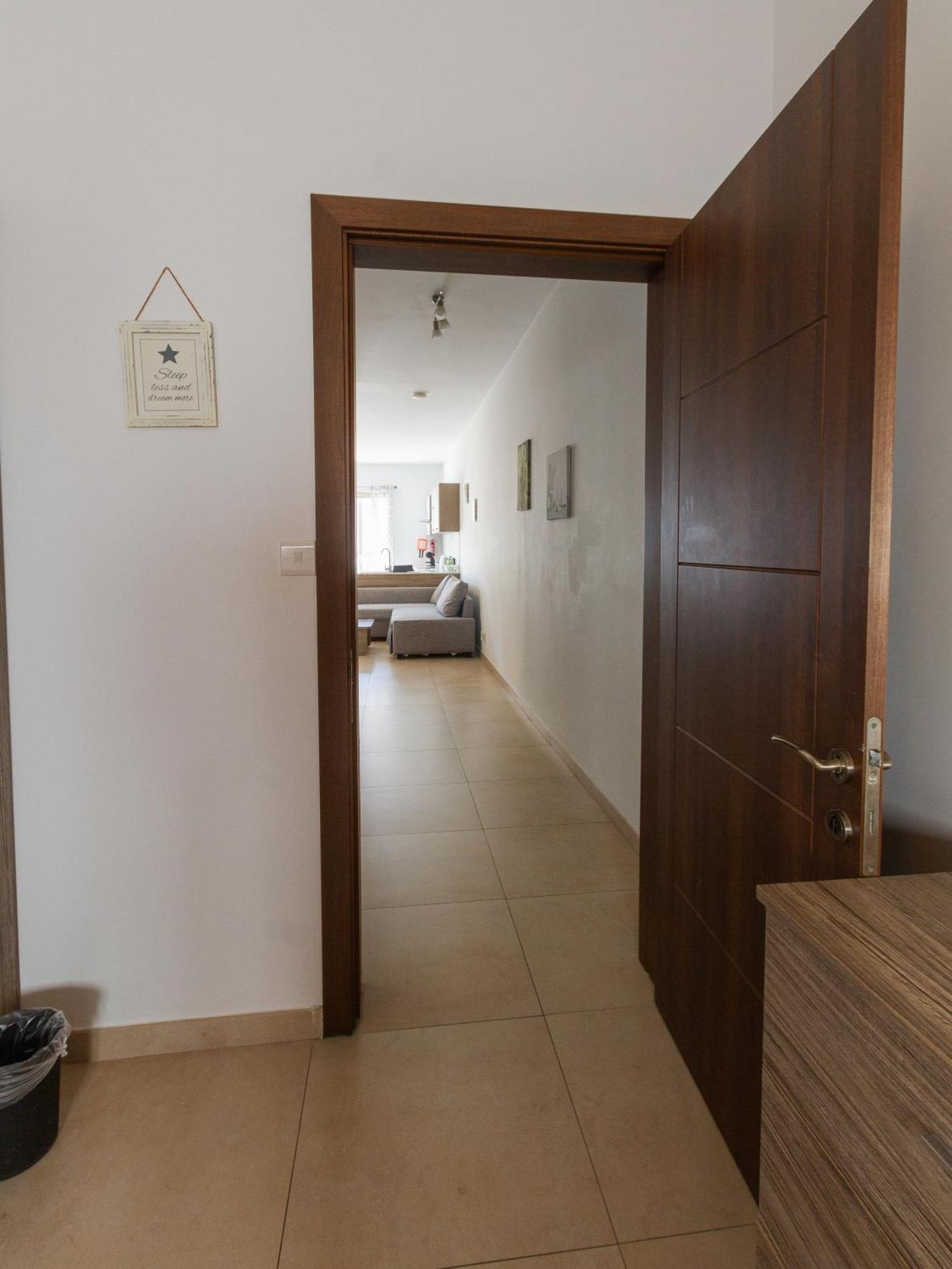 Modern & Central 2 Bedroom & 2 Bathrooms Apartment 姆西达 外观 照片