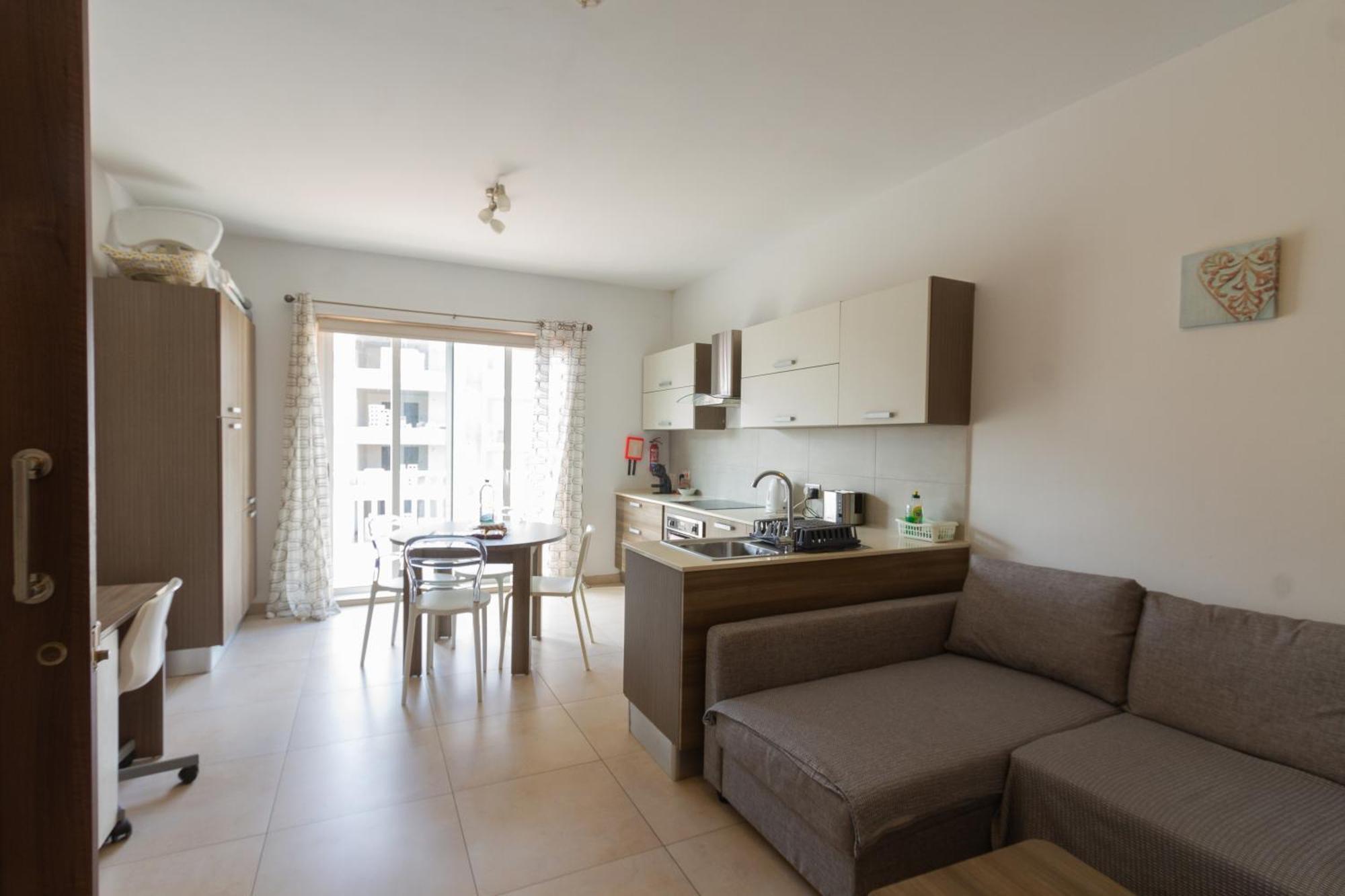Modern & Central 2 Bedroom & 2 Bathrooms Apartment 姆西达 外观 照片