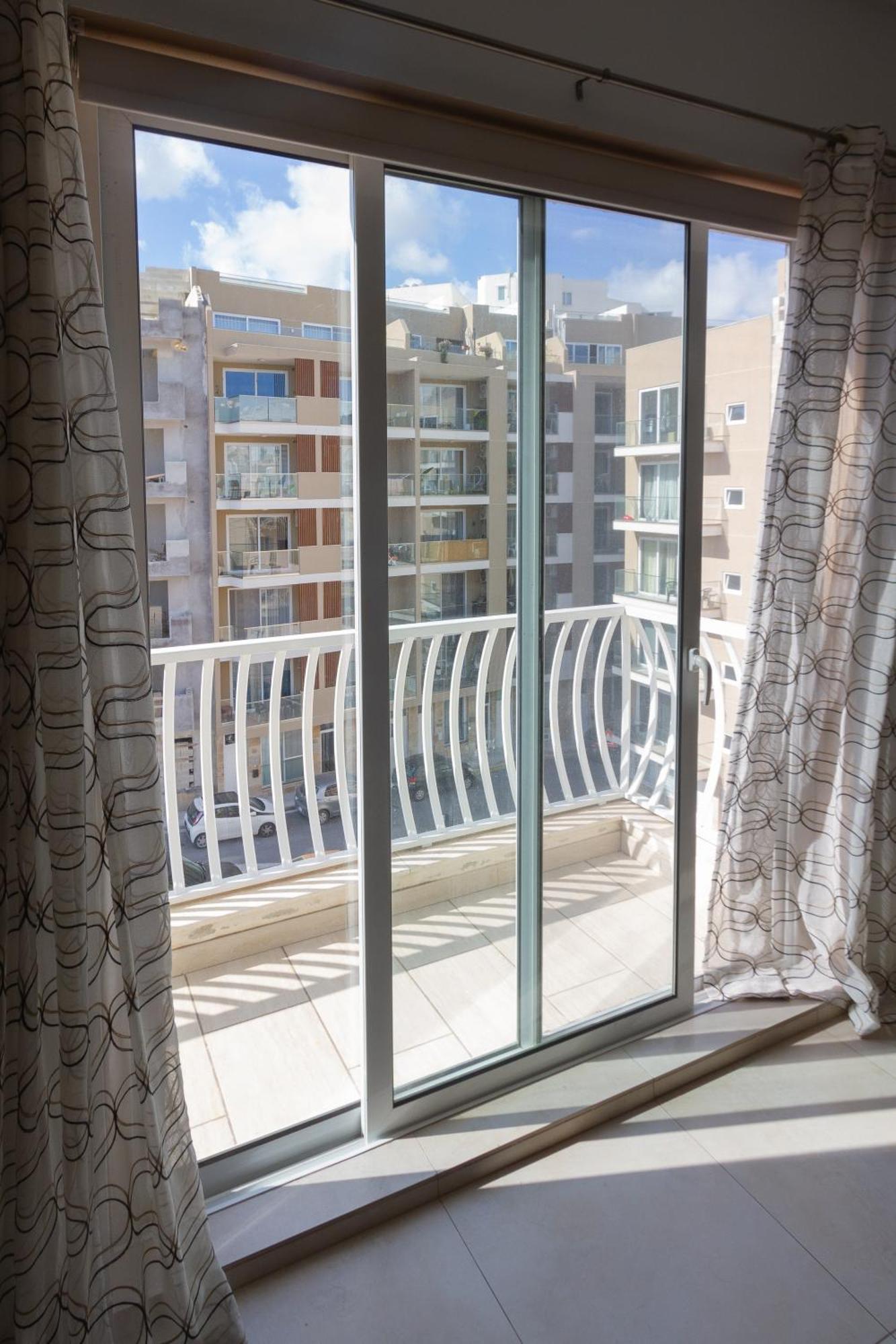 Modern & Central 2 Bedroom & 2 Bathrooms Apartment 姆西达 外观 照片